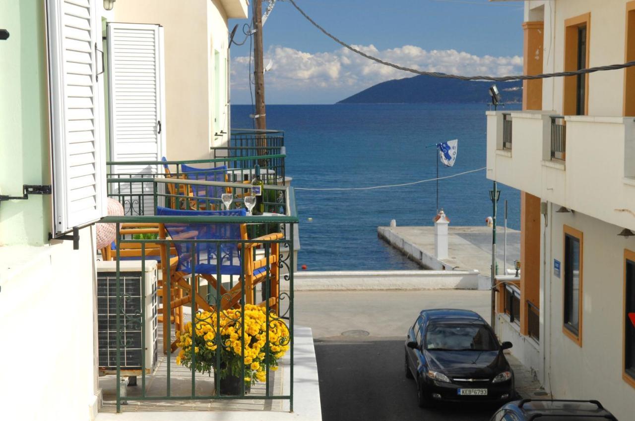 Alexis Studios And Apartments Agia Efimia ภายนอก รูปภาพ