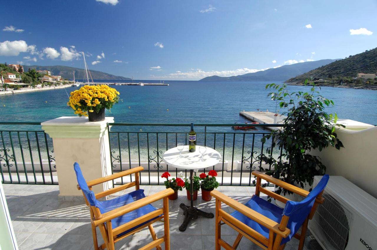 Alexis Studios And Apartments Agia Efimia ภายนอก รูปภาพ